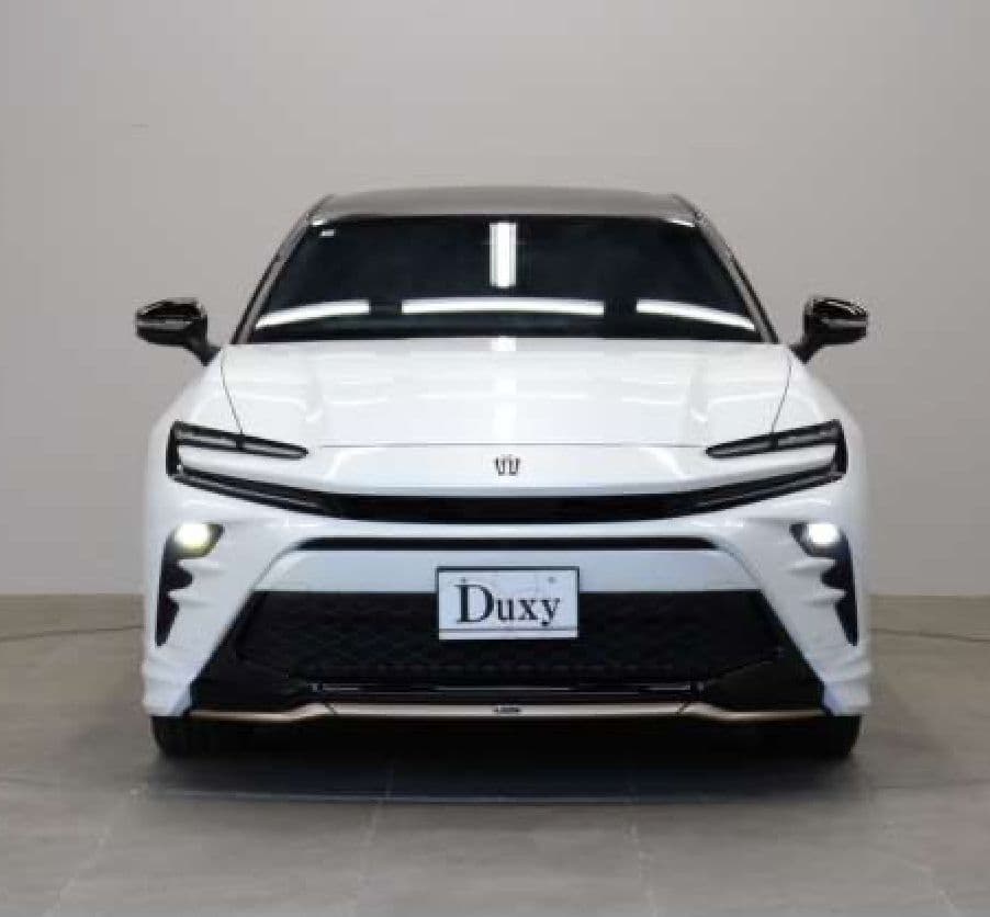 Toyota Crown XLE - Image 1